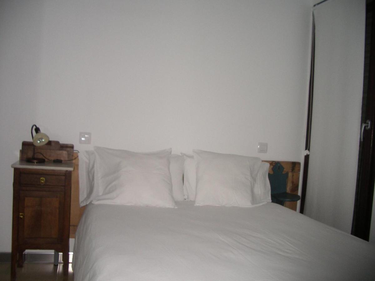 Apartamentos La Fonda Aninon Екстер'єр фото