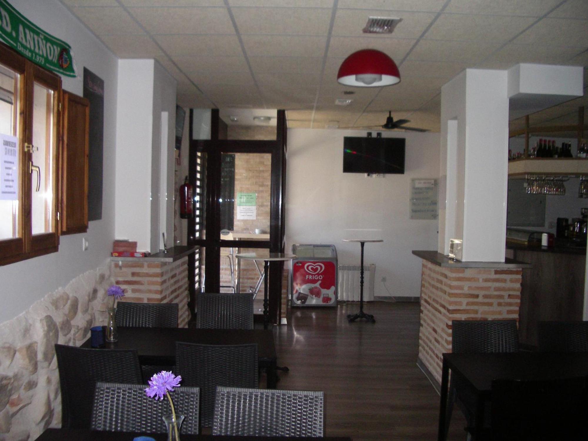 Apartamentos La Fonda Aninon Екстер'єр фото