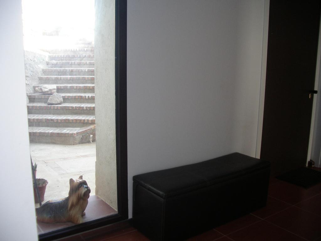 Apartamentos La Fonda Aninon Екстер'єр фото