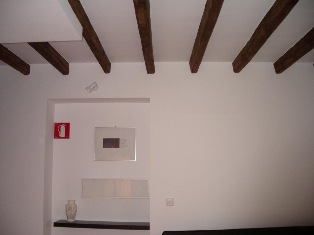 Apartamentos La Fonda Aninon Номер фото