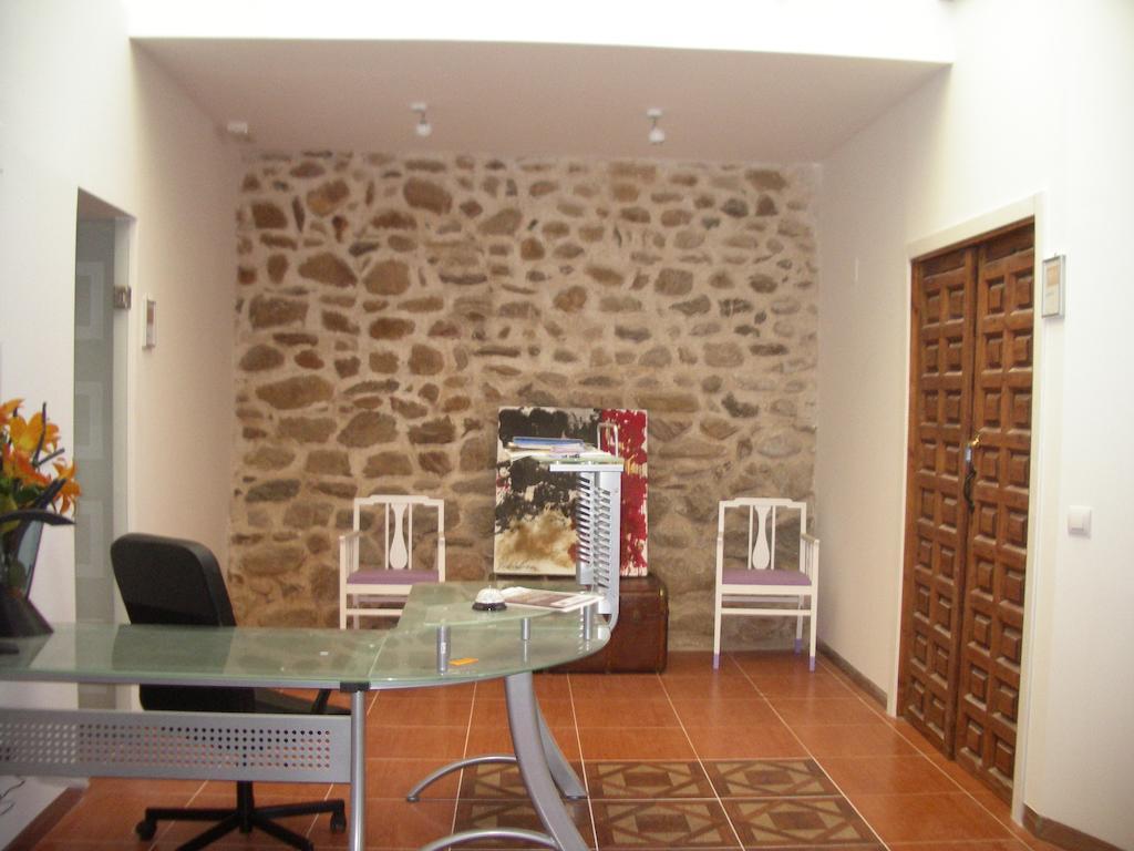 Apartamentos La Fonda Aninon Номер фото