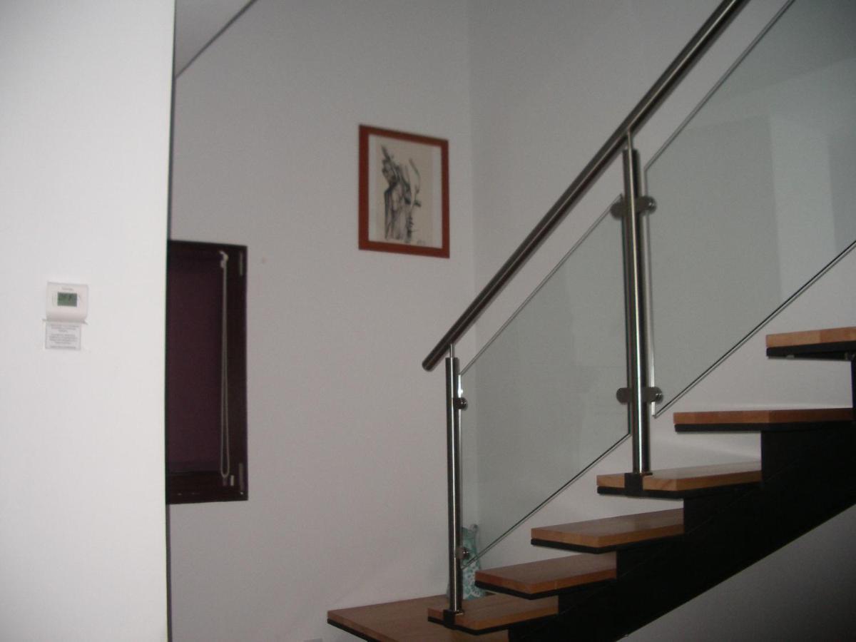 Apartamentos La Fonda Aninon Екстер'єр фото
