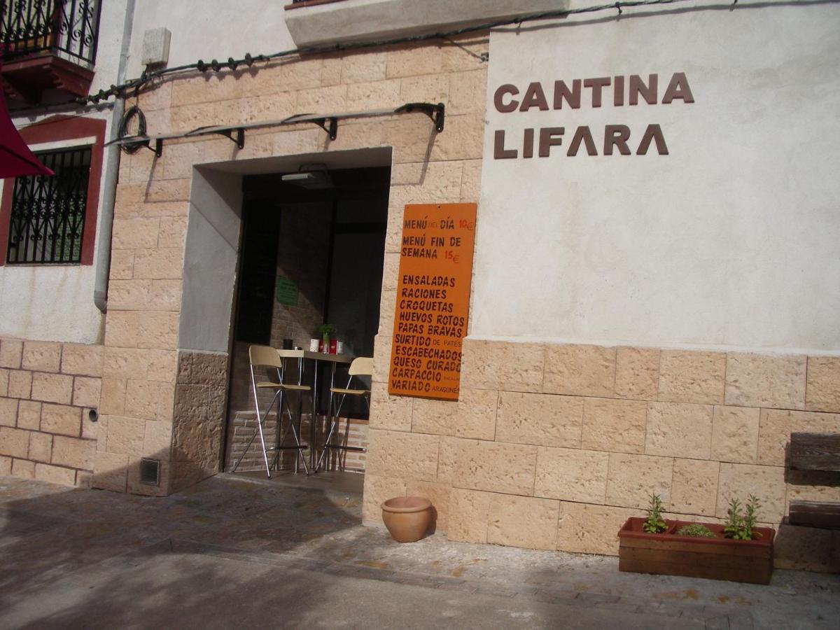Apartamentos La Fonda Aninon Екстер'єр фото